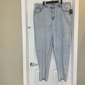 Fashion Nova Straight Leg Jeans Light Blue Wash Size 22 Inseam 33.5”